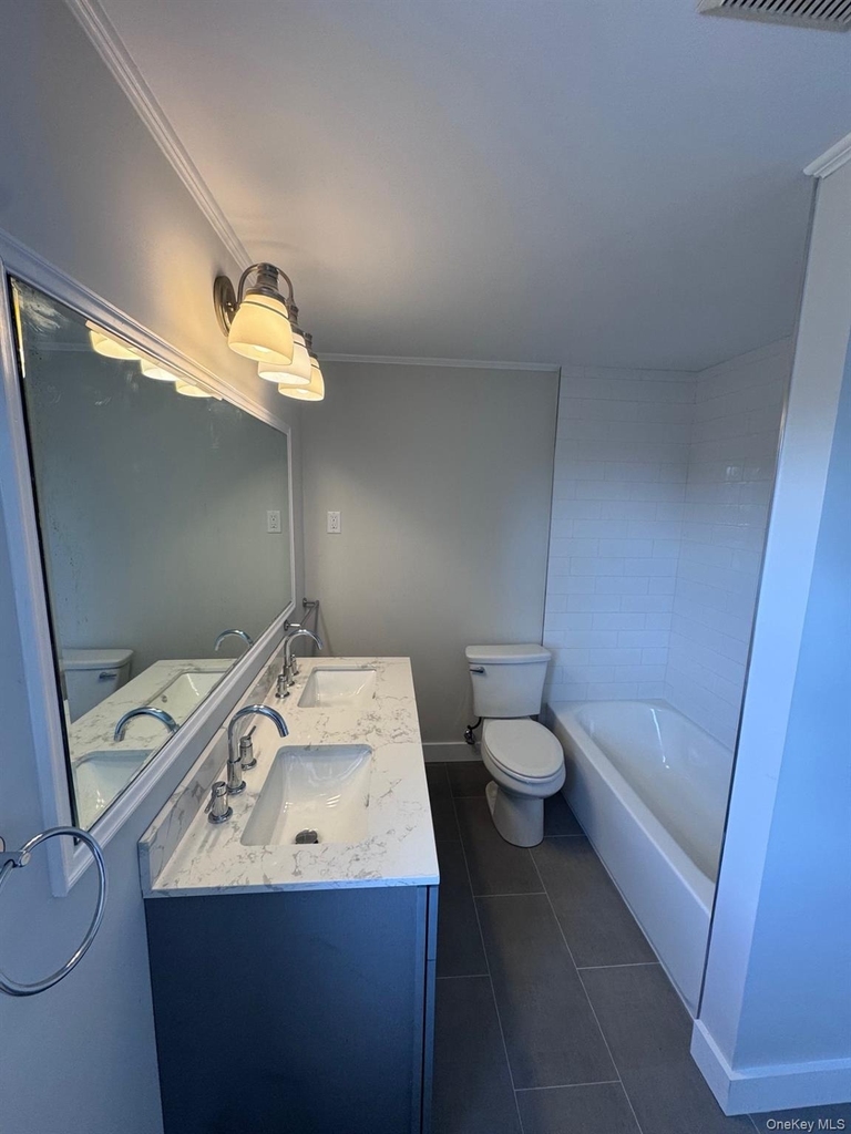323 Mill Road - Photo 2