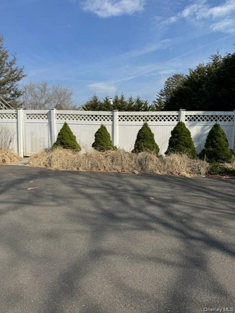 323 Mill Road - Photo 7