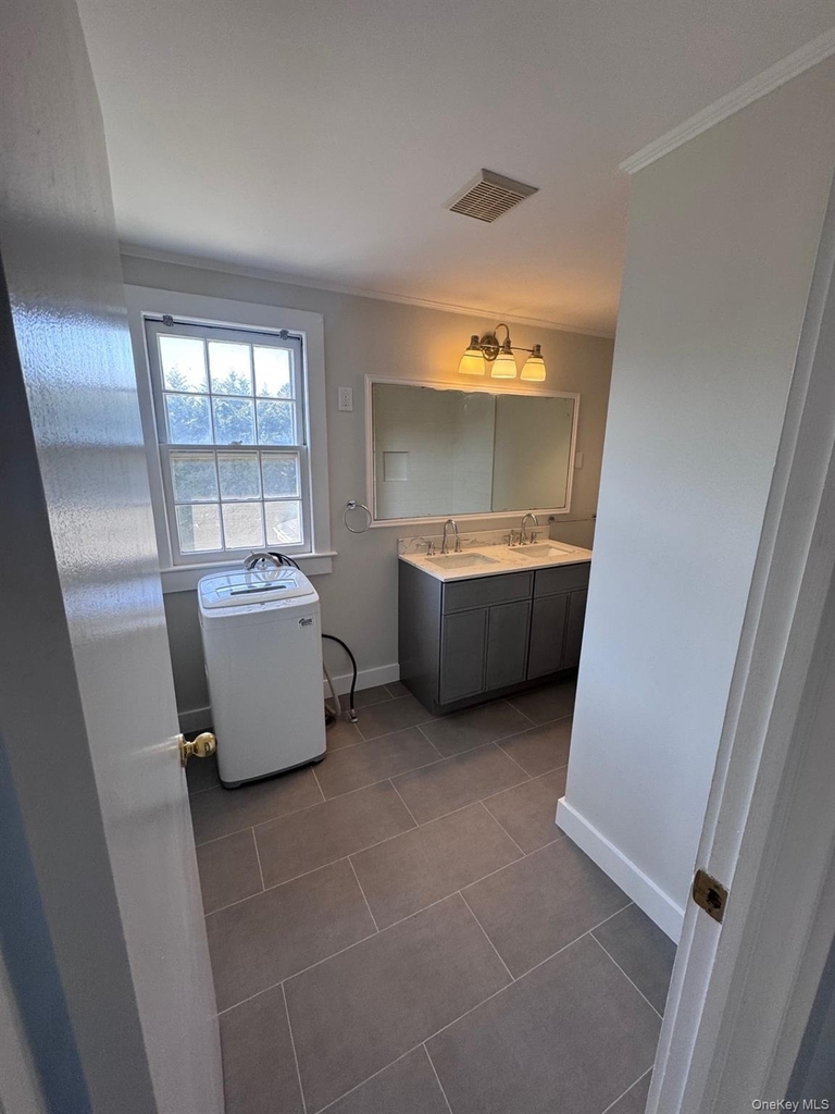 323 Mill Road - Photo 1
