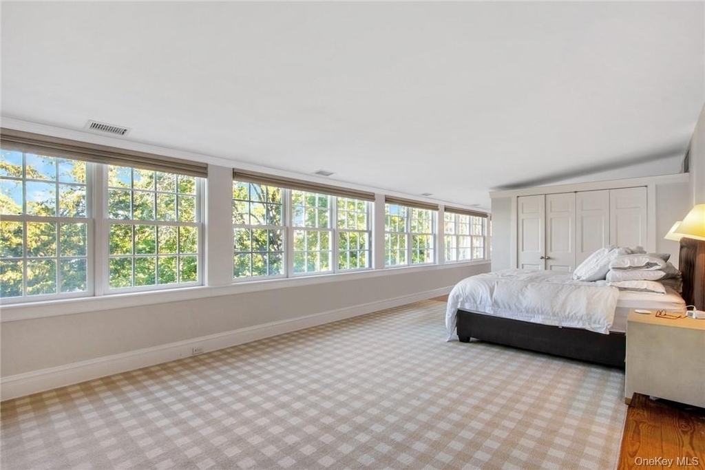 619 N Broadway - Photo 16