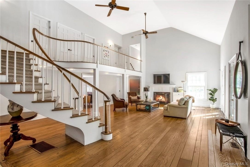 619 N Broadway - Photo 4