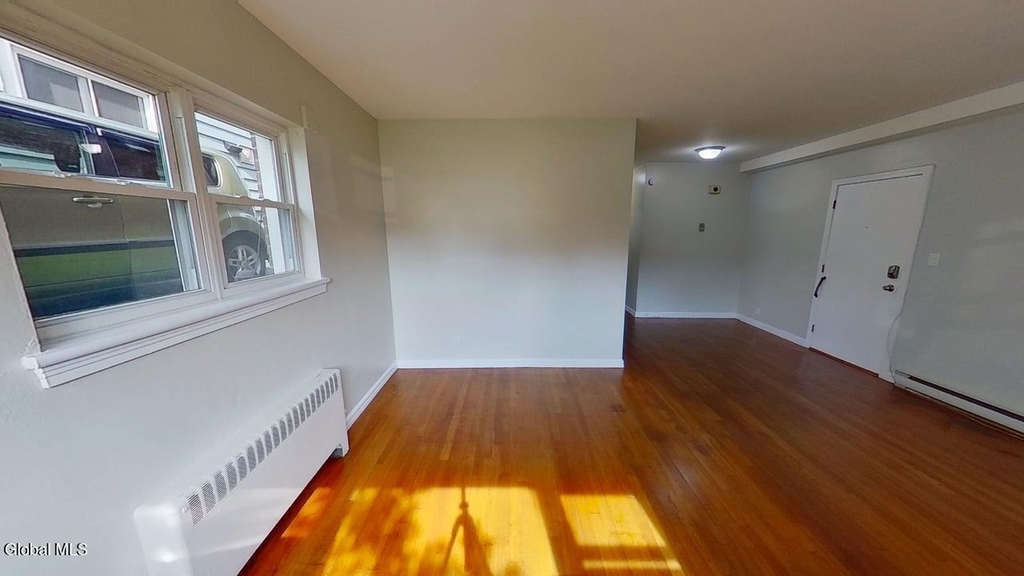 31 Parkwood Street - Photo 3