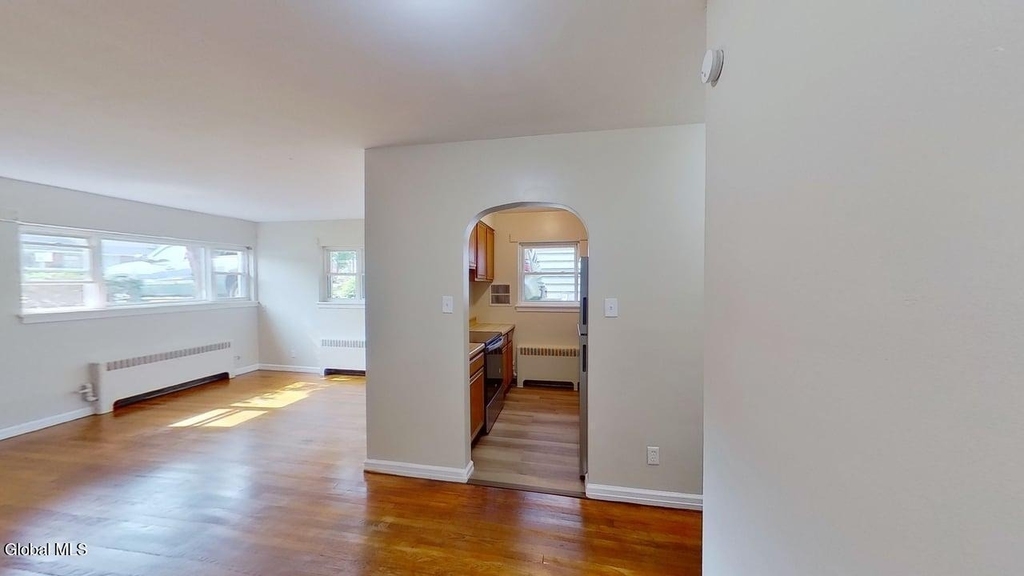 31 Parkwood Street - Photo 5