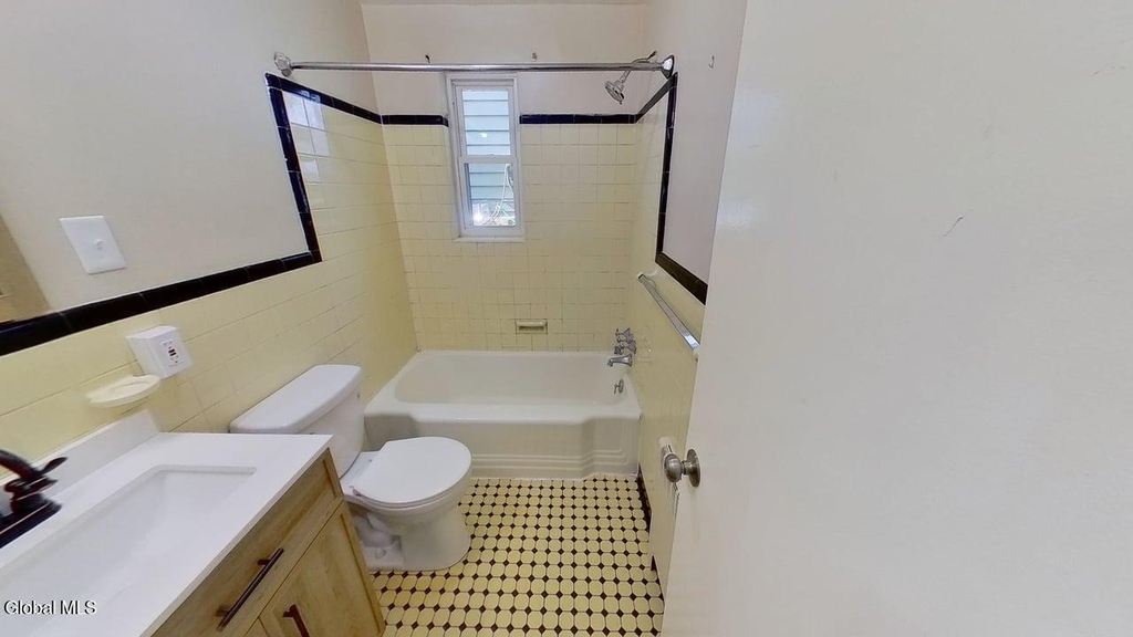 31 Parkwood Street - Photo 19