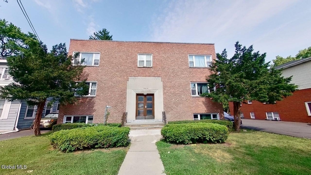 31 Parkwood Street - Photo 0