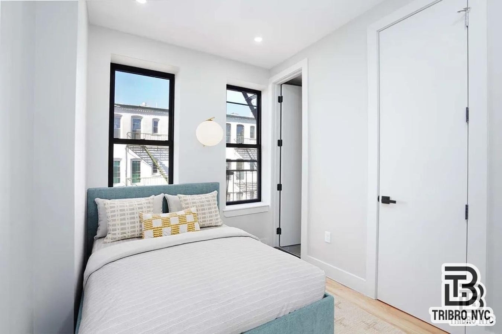 1731 Norman Street - Photo 4