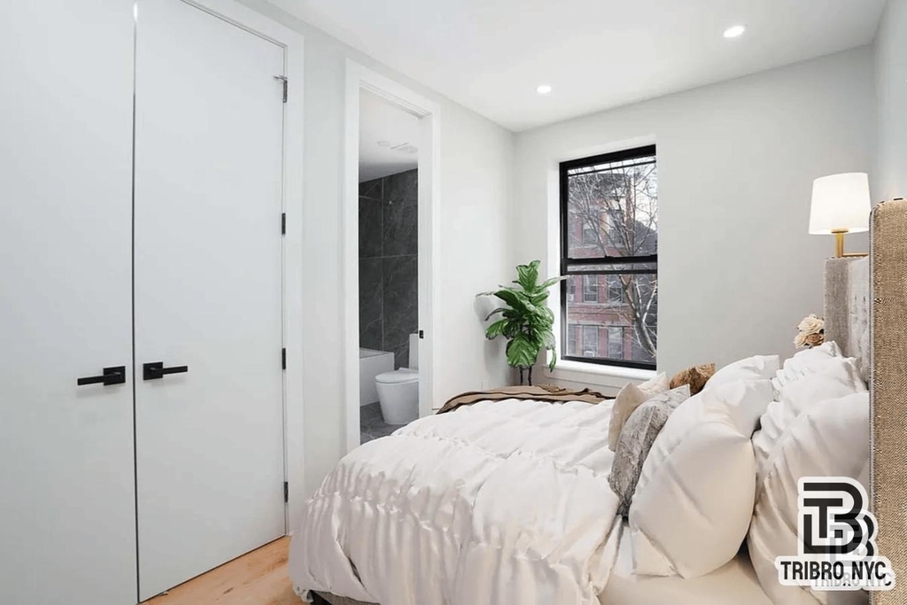 1731 Norman Street - Photo 3