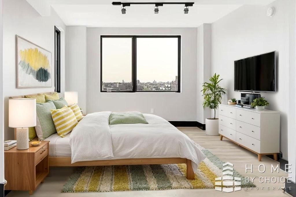 88 Linden Boulevard - Photo 1