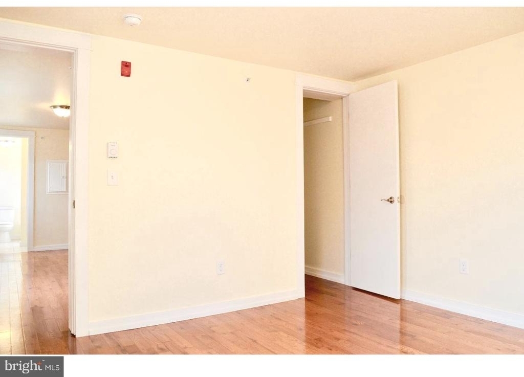 415 S Broad Street - Photo 4