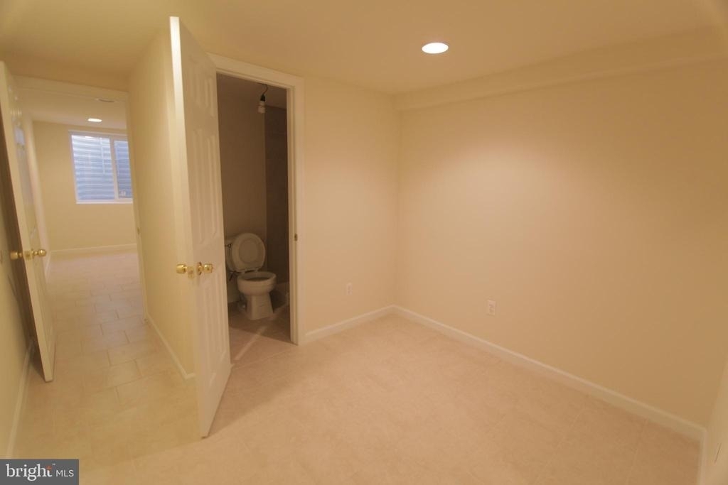 1852 N Willington Street - Photo 19