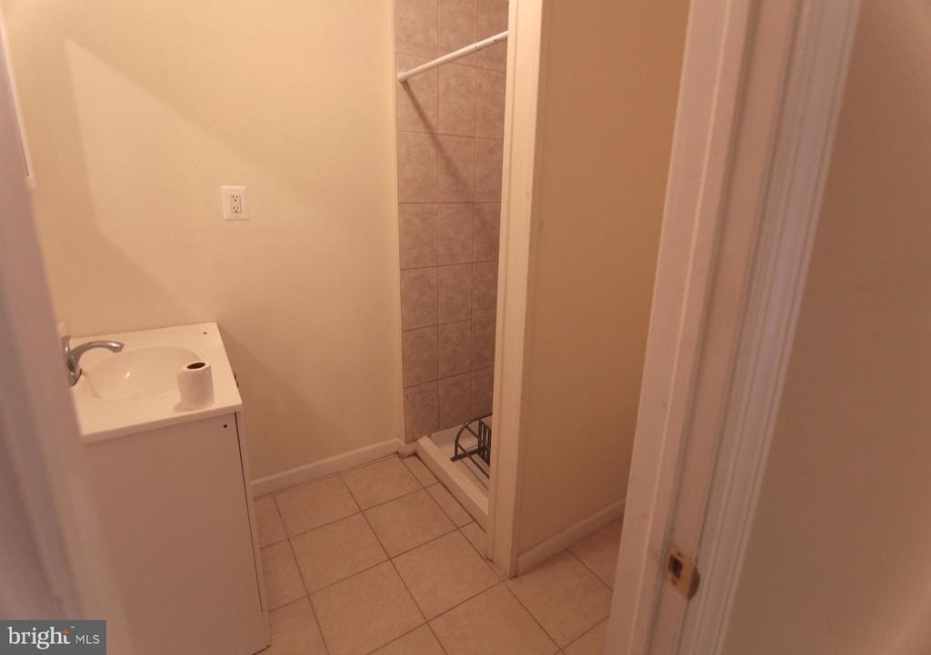 1852 N Willington Street - Photo 2