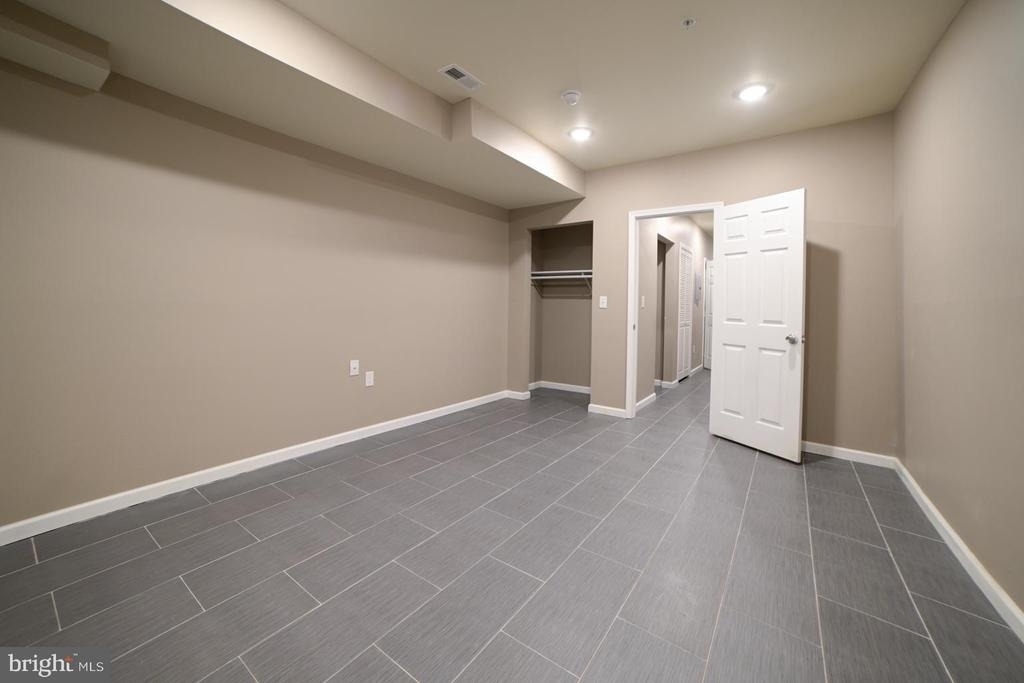 1808 N Willington Street - Photo 3
