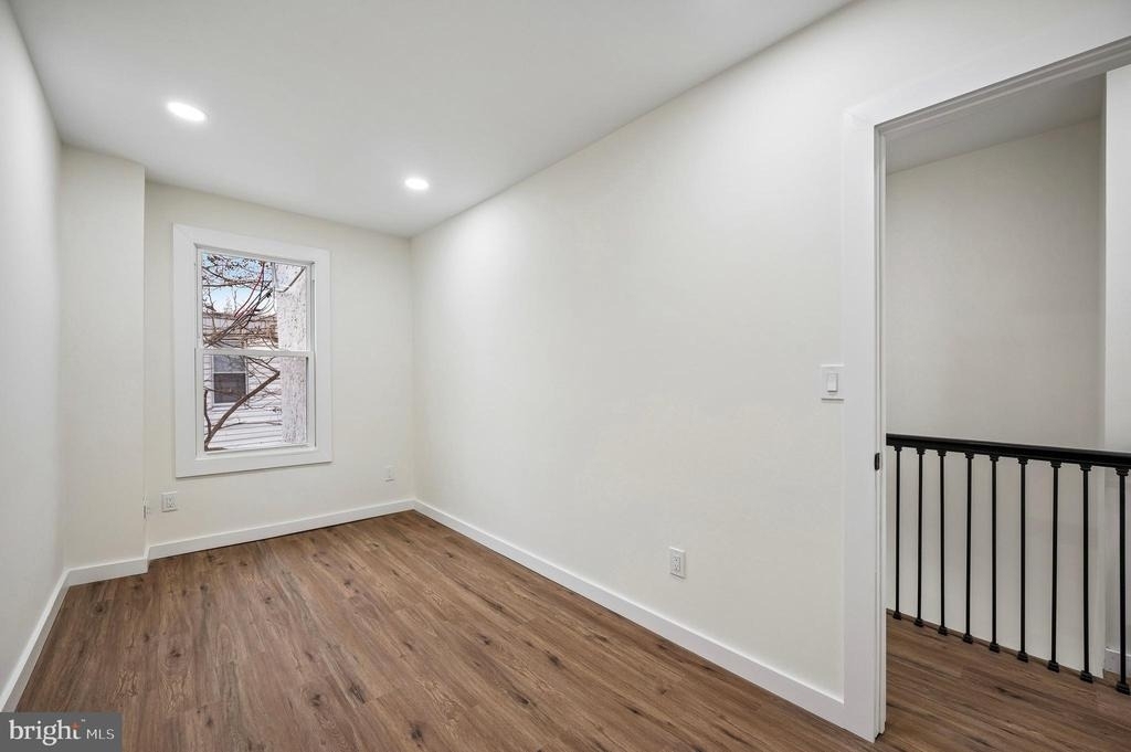 1702 N Stillman Street - Photo 6