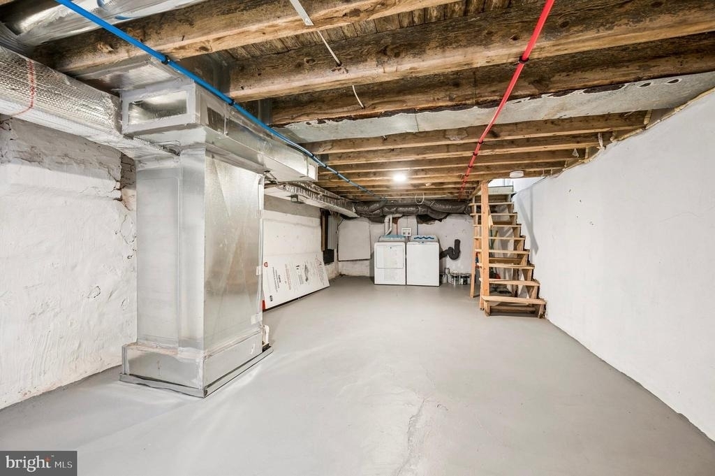 1702 N Stillman Street - Photo 11