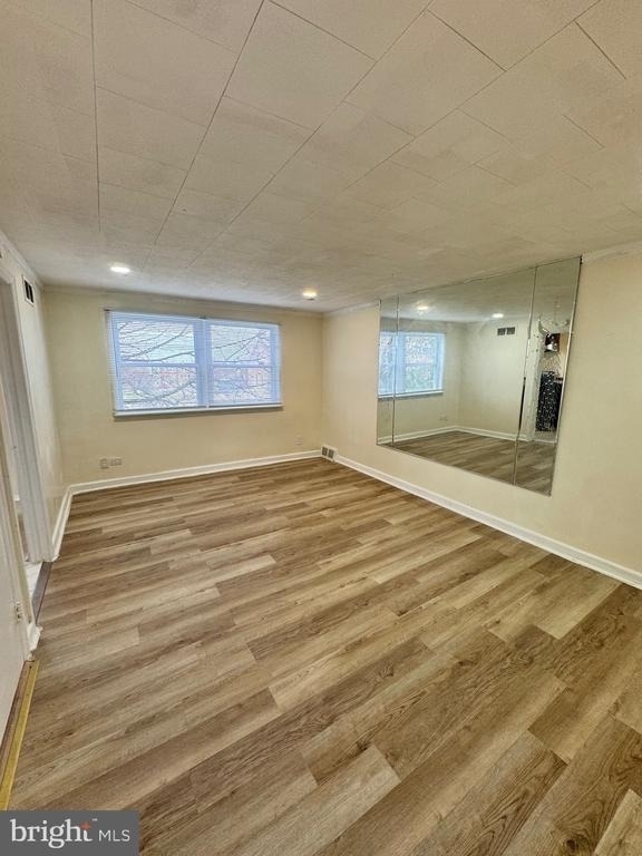 7972 Forrest Avenue - Photo 2