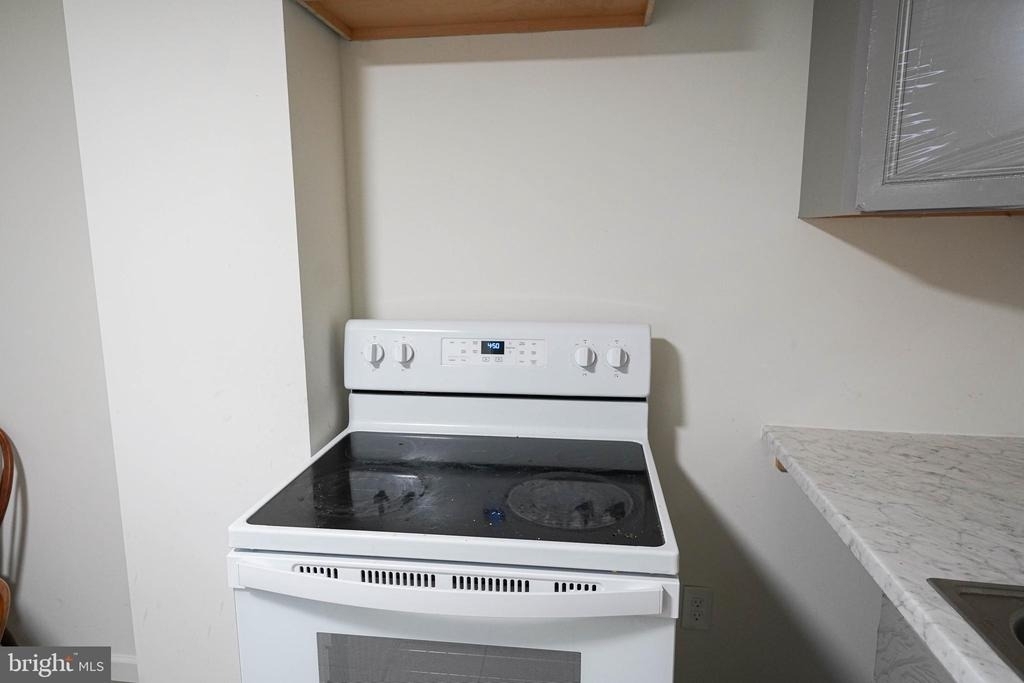 231 Newton Street - Photo 28