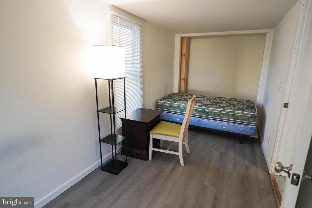231 Newton Street - Photo 34