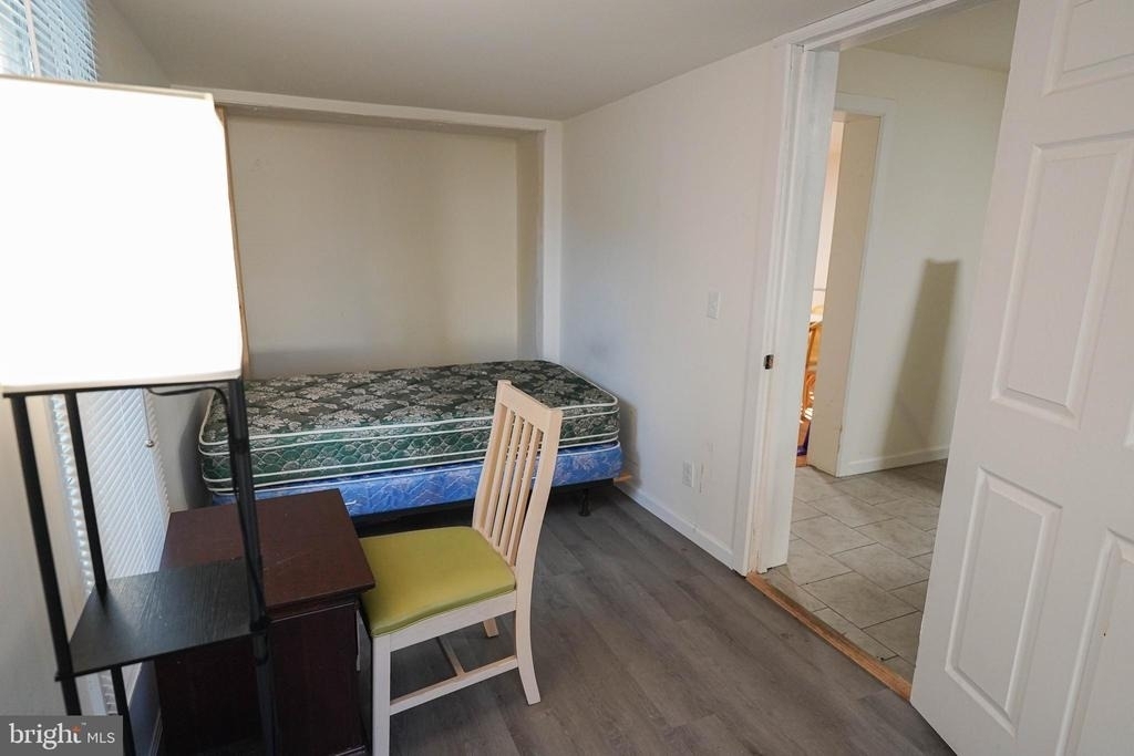 231 Newton Street - Photo 35