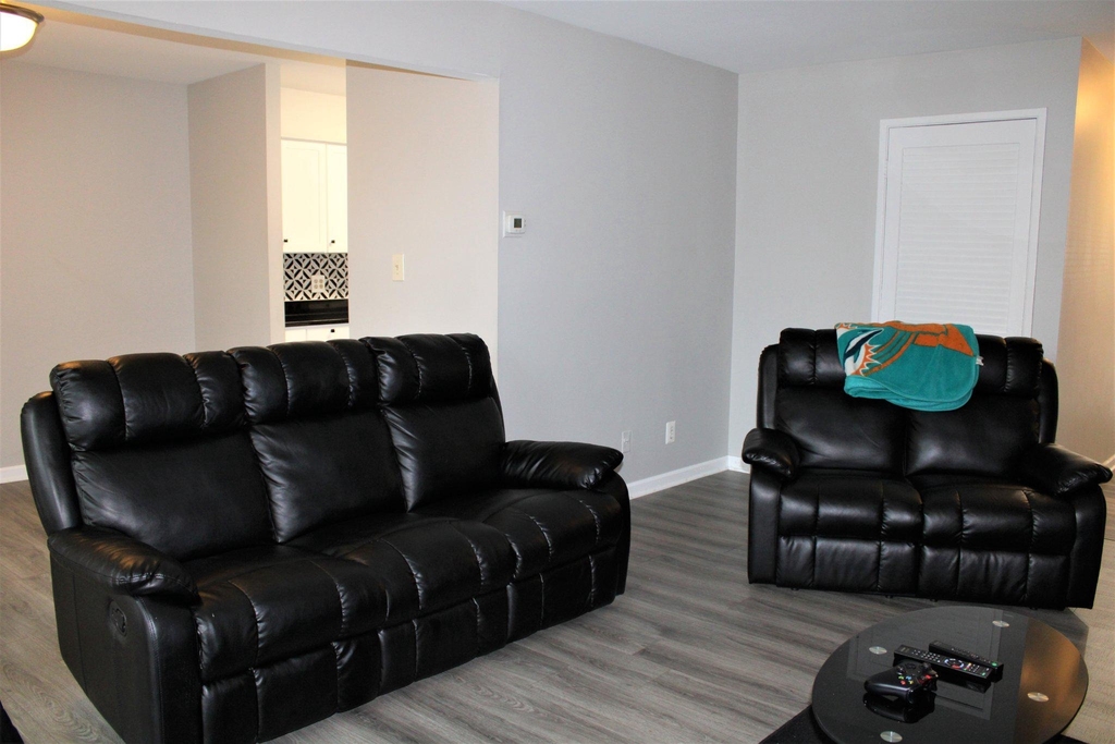 10780 Green Mountain Circle - Photo 10