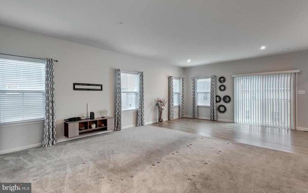 112 Sherman Way - Photo 7