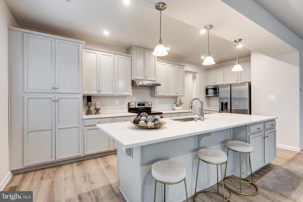 112 Sherman Way - Photo 11
