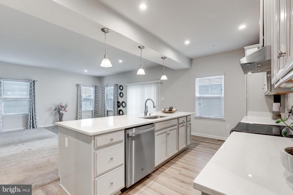 112 Sherman Way - Photo 14