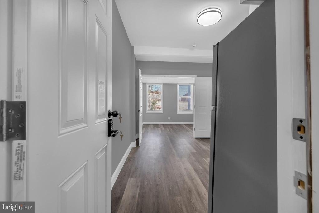 1725 Hollins Street - Photo 11