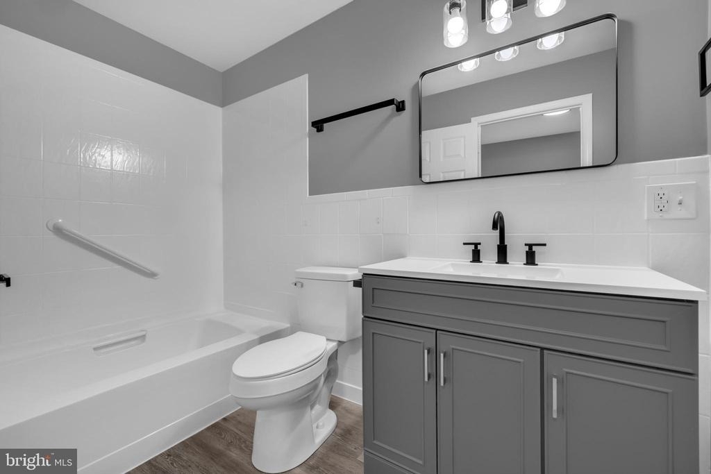 1725 Hollins Street - Photo 18