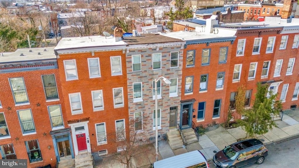 1725 Hollins Street - Photo 0