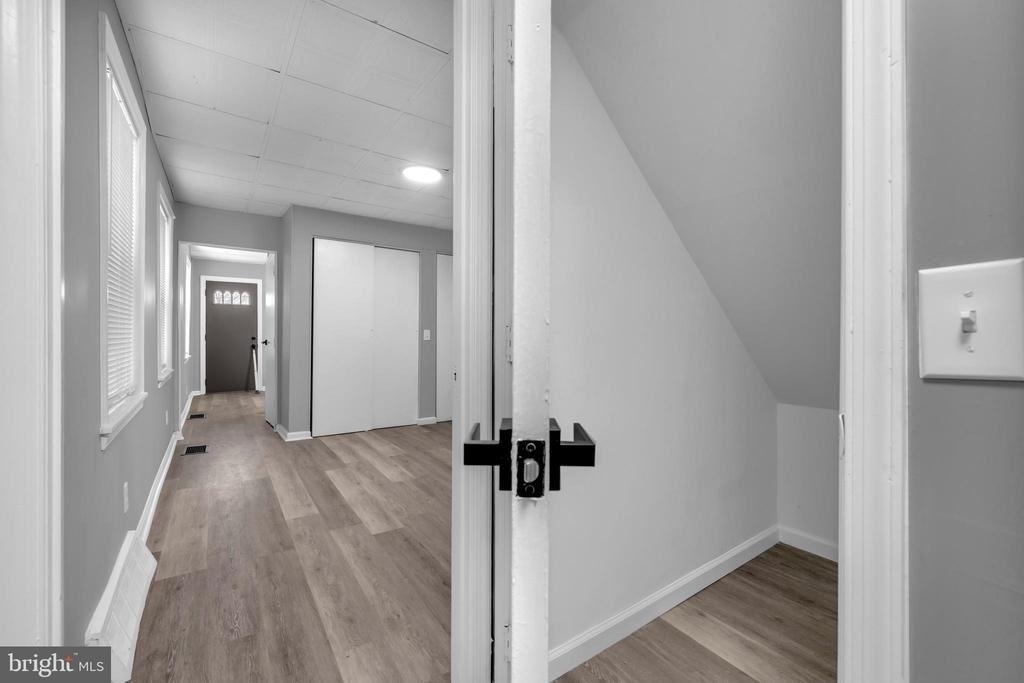 1725 Hollins Street - Photo 15