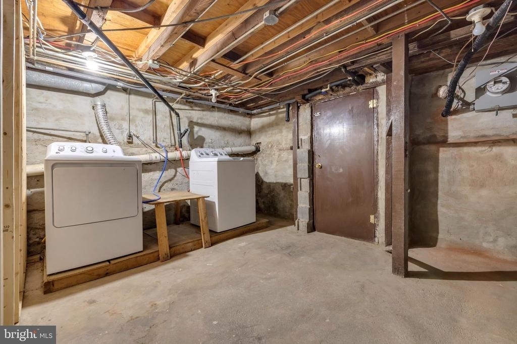1725 Hollins Street - Photo 29