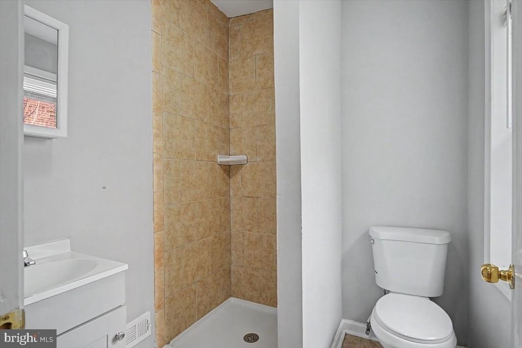 203 N Dupont Street - Photo 11