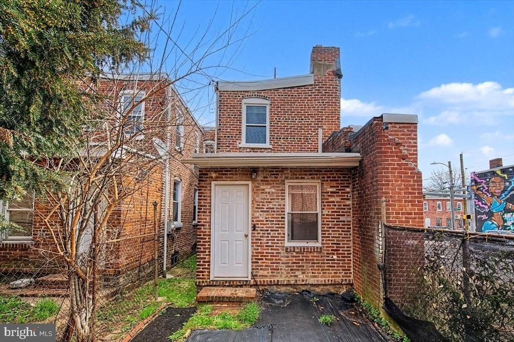 203 N Dupont Street - Photo 21