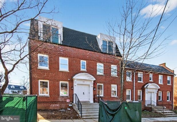 3013 Nelson Place Se - Photo 0