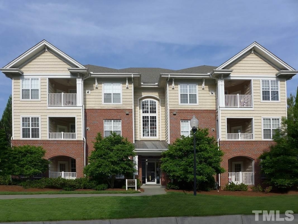 124 Providence Glen Drive - Photo 0