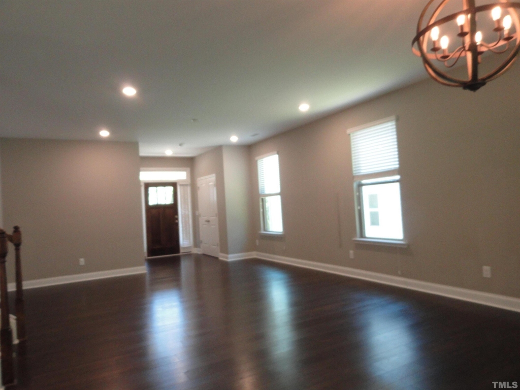 4013 Reunion Creek Parkway - Photo 2