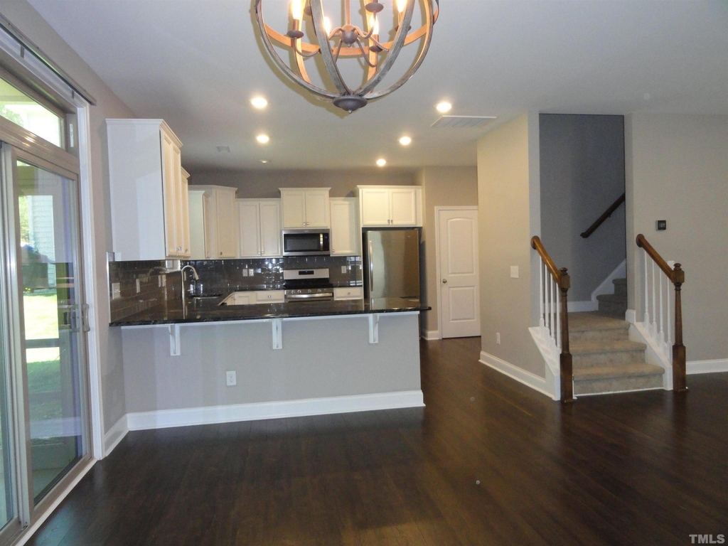 4013 Reunion Creek Parkway - Photo 5