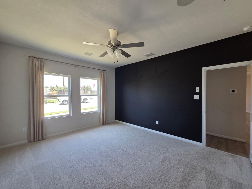 8902 Grand Western - Photo 3
