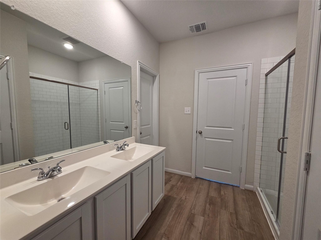 8902 Grand Western - Photo 23