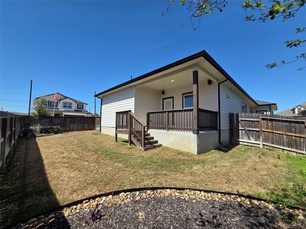 8902 Grand Western - Photo 7