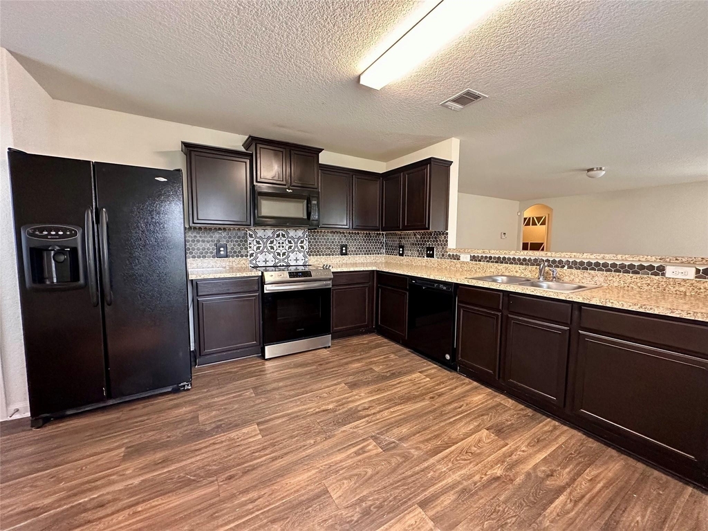 1469 Breanna Ln - Photo 1
