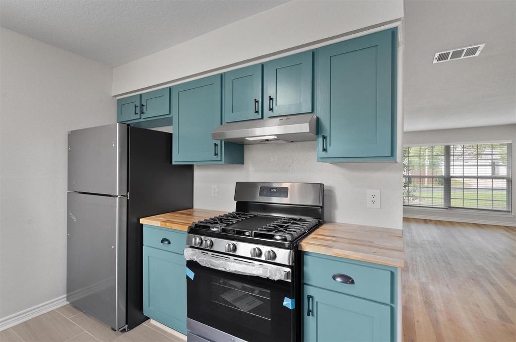 2532 Chaparral Trl - Photo 9