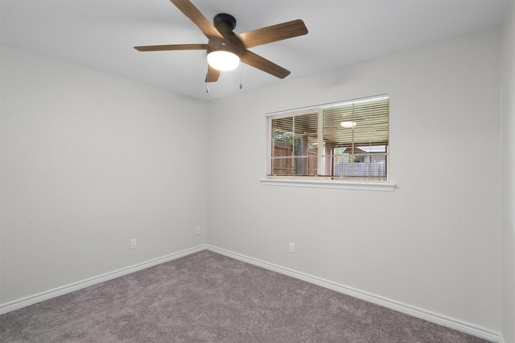 2532 Chaparral Trl - Photo 17
