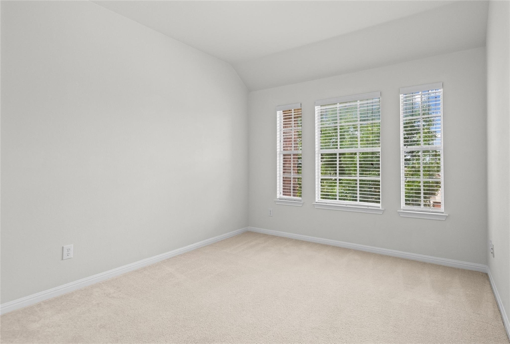 10700 Pointe View Dr - Photo 27