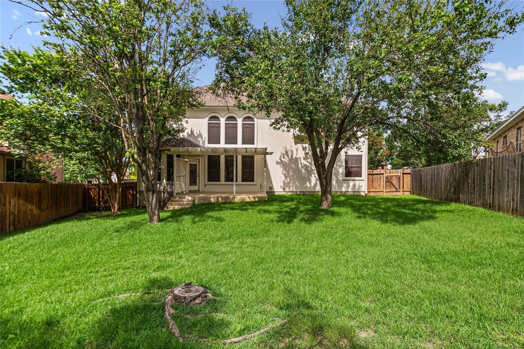 10700 Pointe View Dr - Photo 16