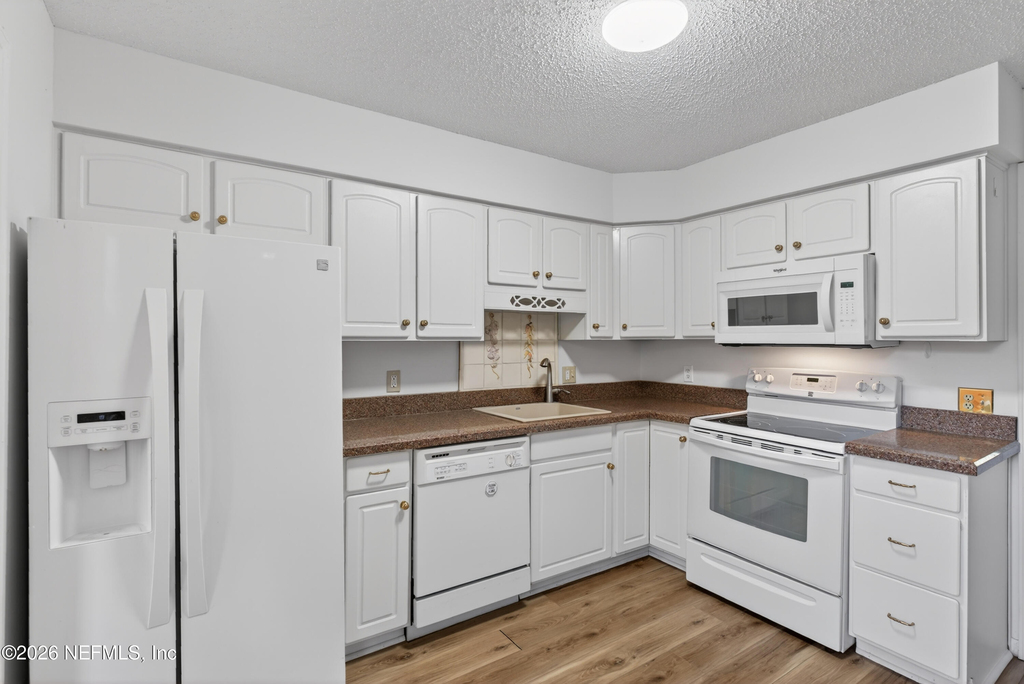 4814 Windrush Lane - Photo 9