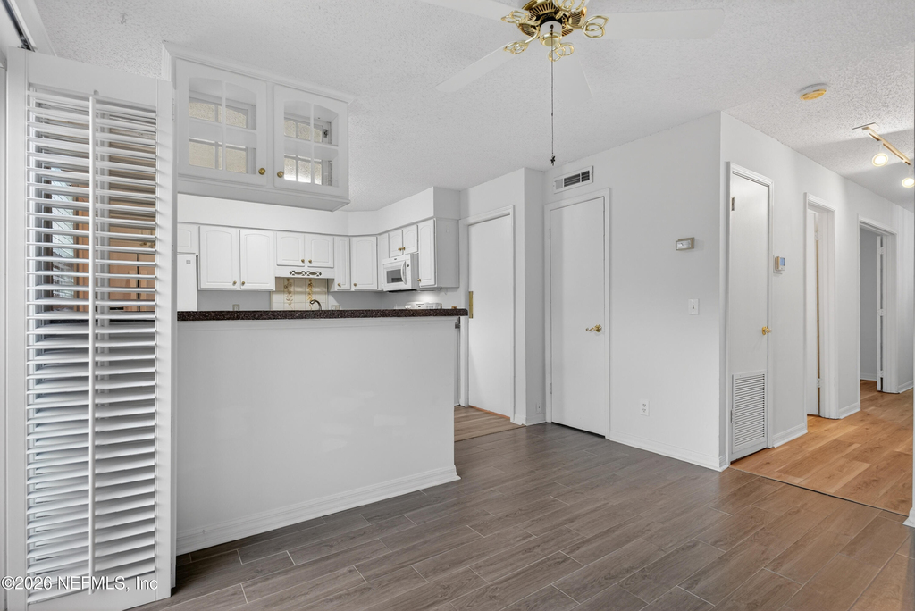 4814 Windrush Lane - Photo 8