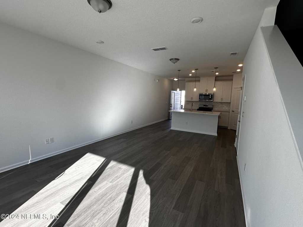 33 Thurnham Lane - Photo 9