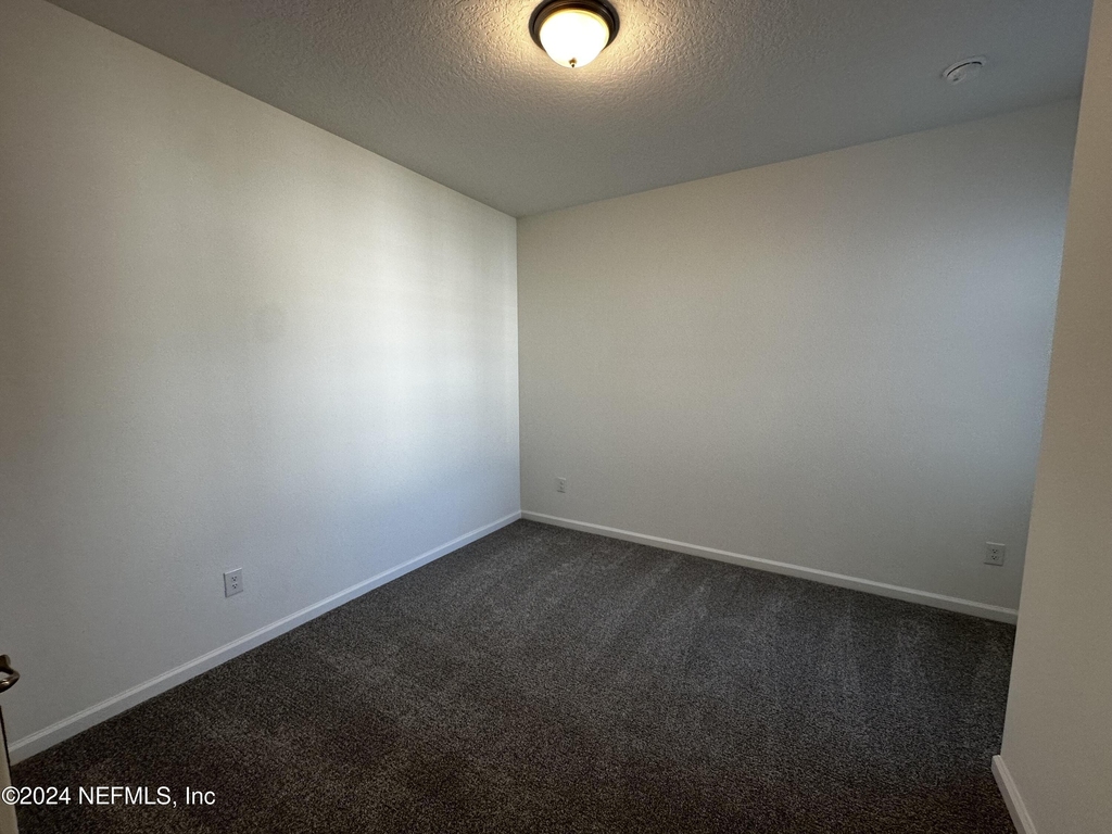 33 Thurnham Lane - Photo 30