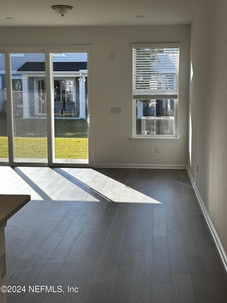 33 Thurnham Lane - Photo 2